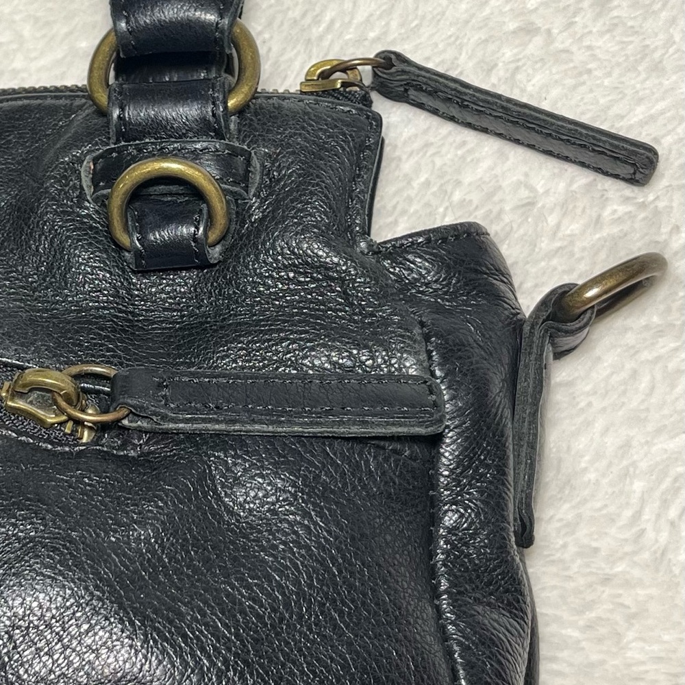 LIEBESKIND Elegant Black Women’s Handbag‎ - Picture 5 of 10